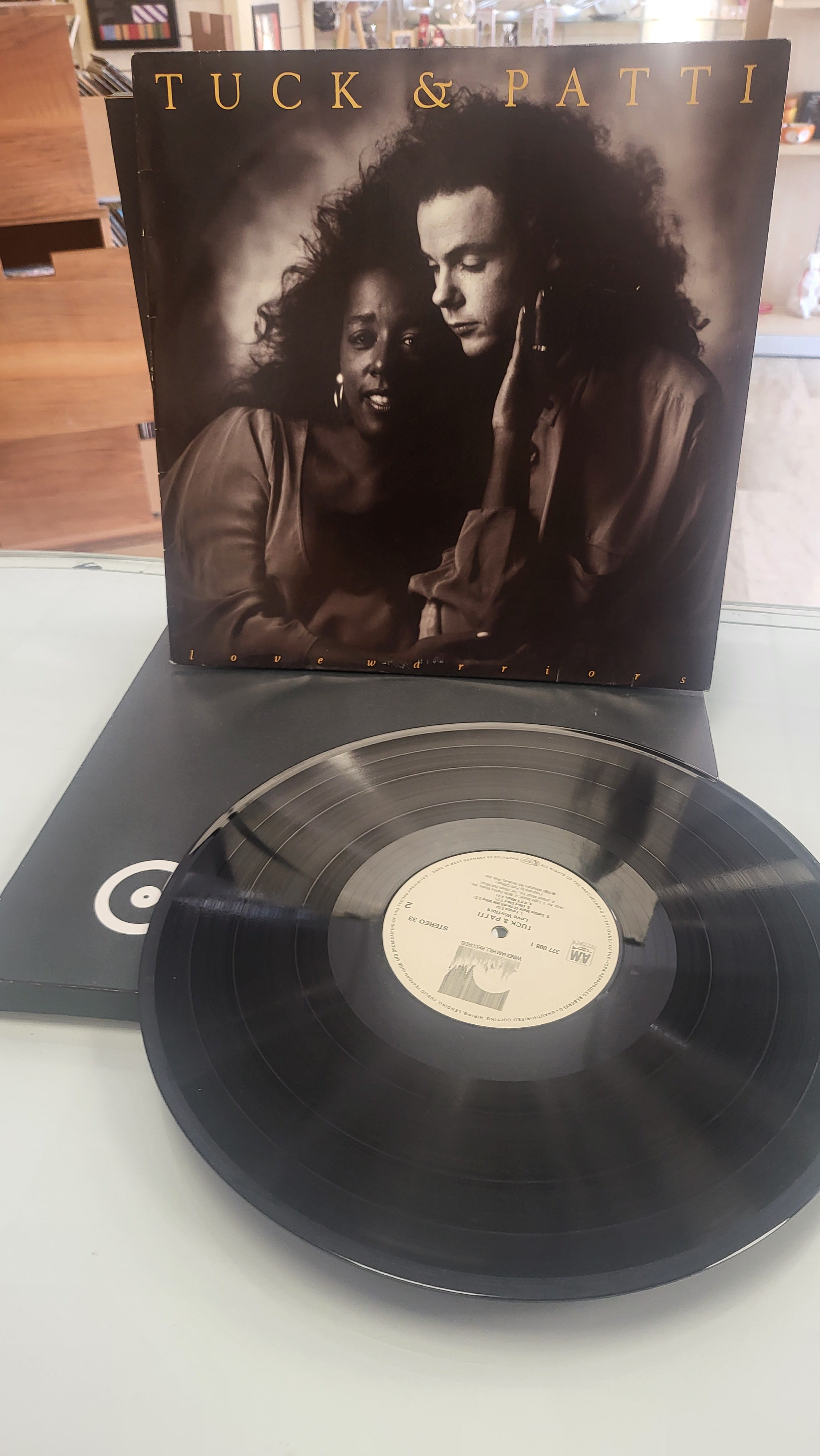 Lp Raro Tuck & Patty - Love Warriors