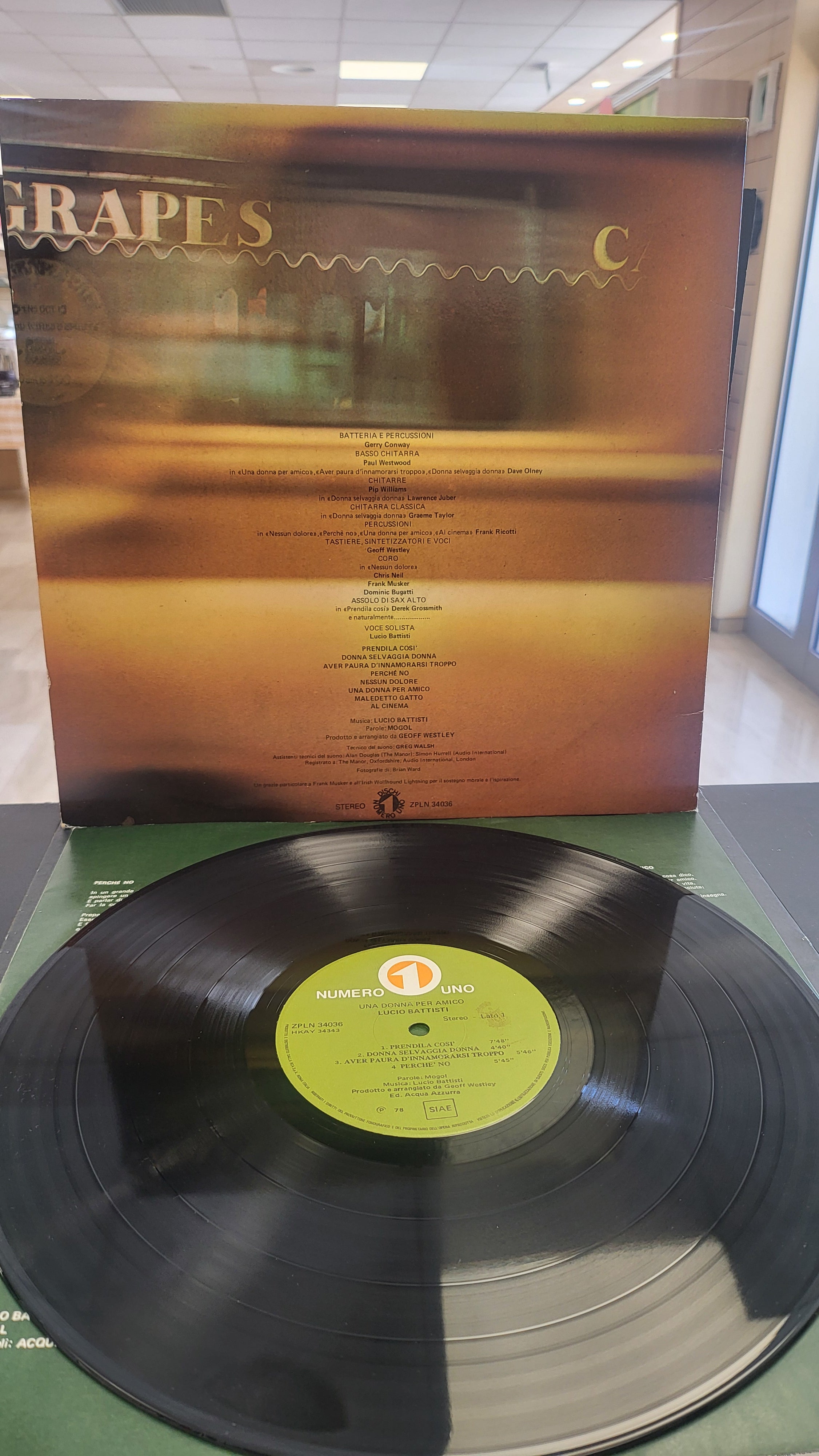 Lp Raro - Lucio Battisti - Una Donna Per Amico